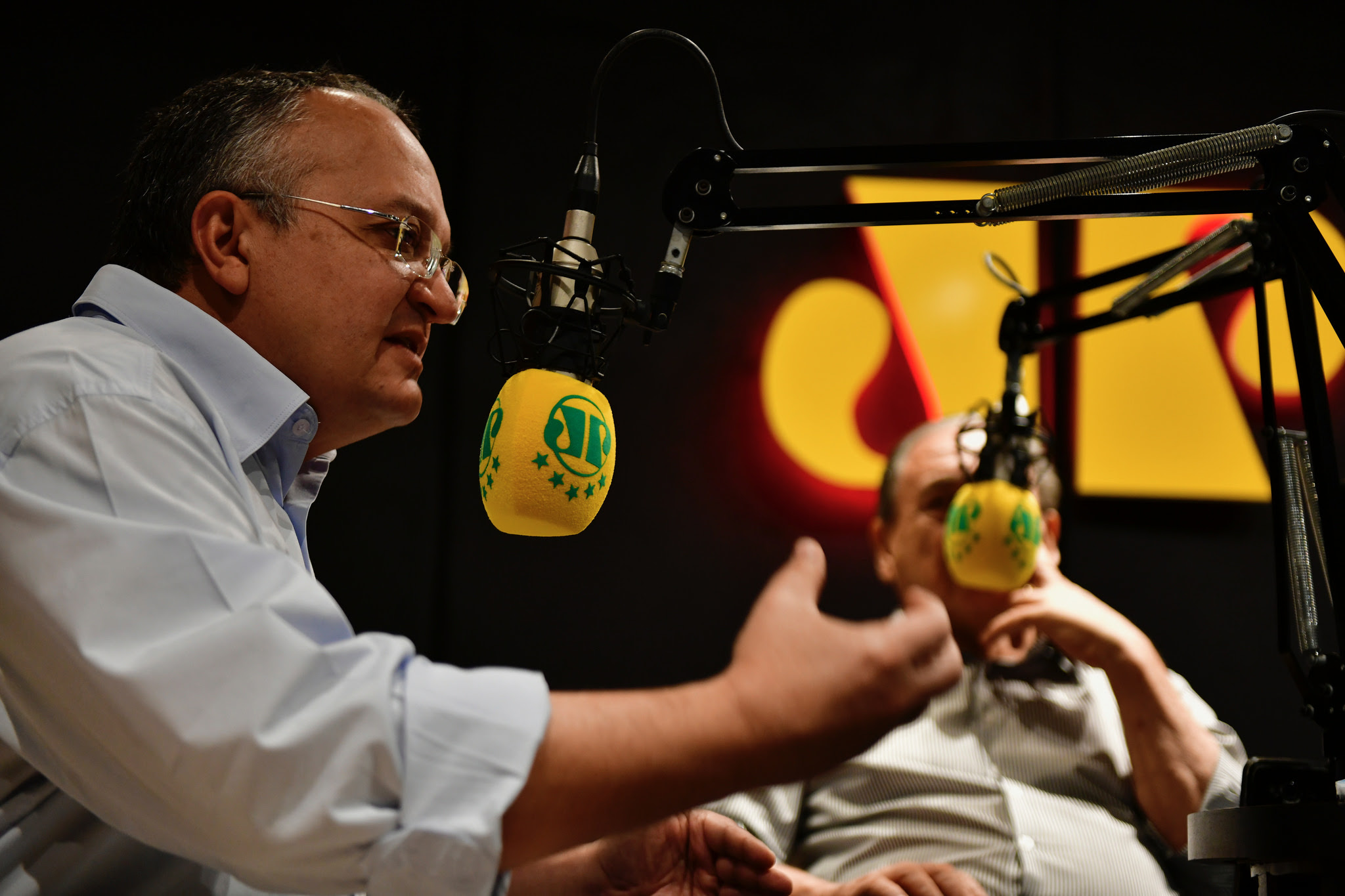 Taques diz que combate corrupção e revida críticas ao destacar "qualidade das estradas"