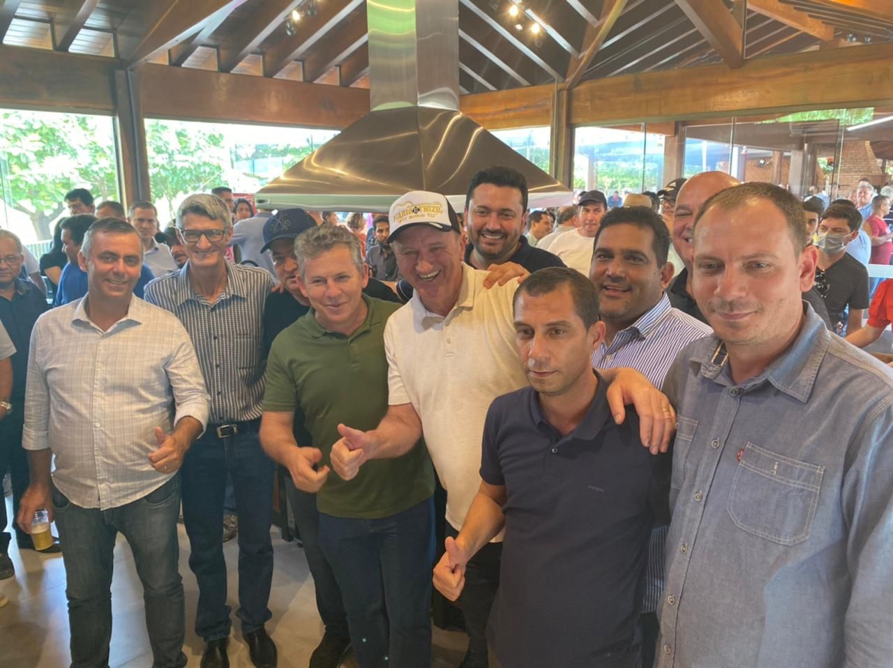 Encontro em Rondonópolis: Mauro Mendes reúne 50 prefeitos