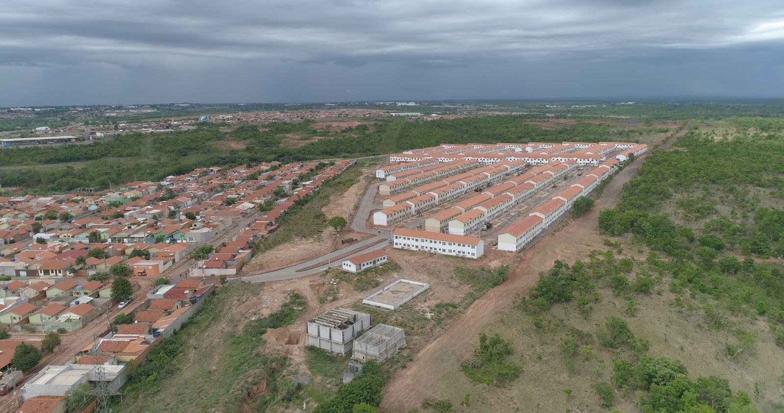 Kalil confirma início do processo de seleção para mil casas em VG