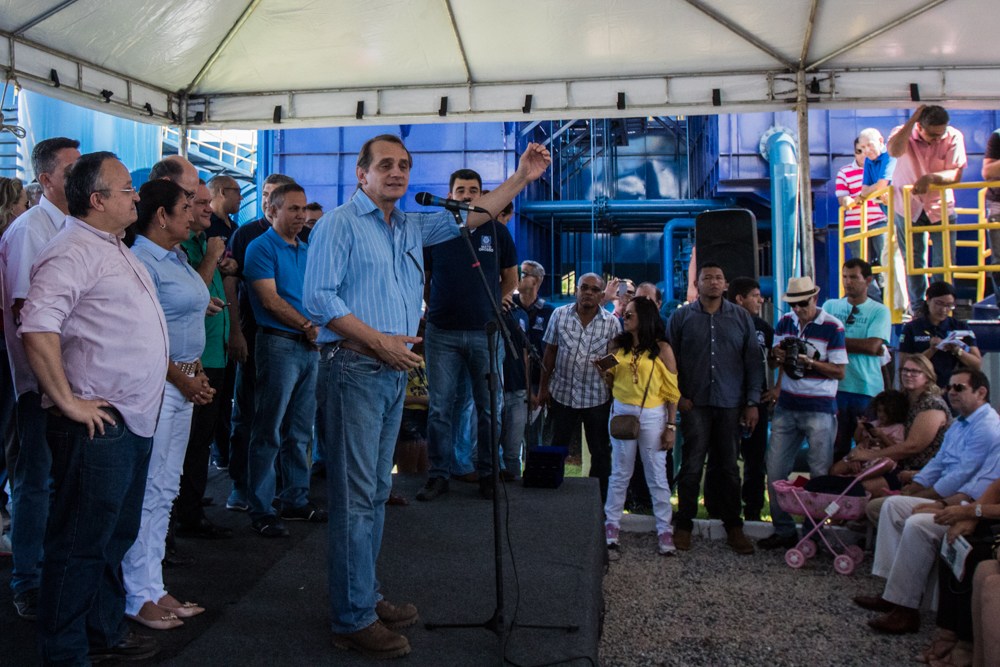 Inauguração do novo sistema de água em Chapada 