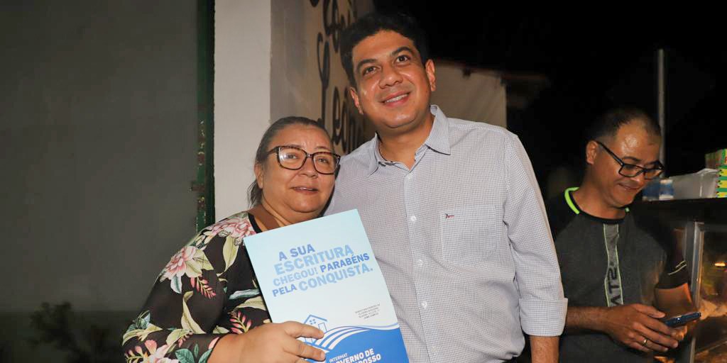 Prefeitura entrega 318 títulos definitivos de imóveis a moradores de VG