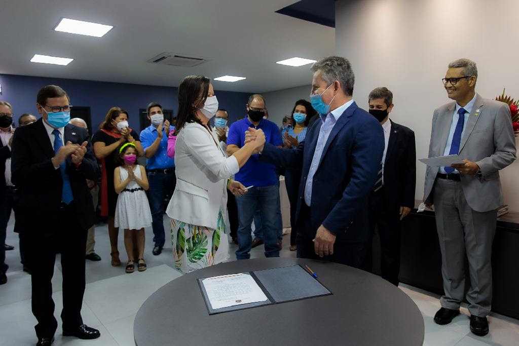 Laice Souza é a 1ª mulher a assumir o comando da Comunicação de MT