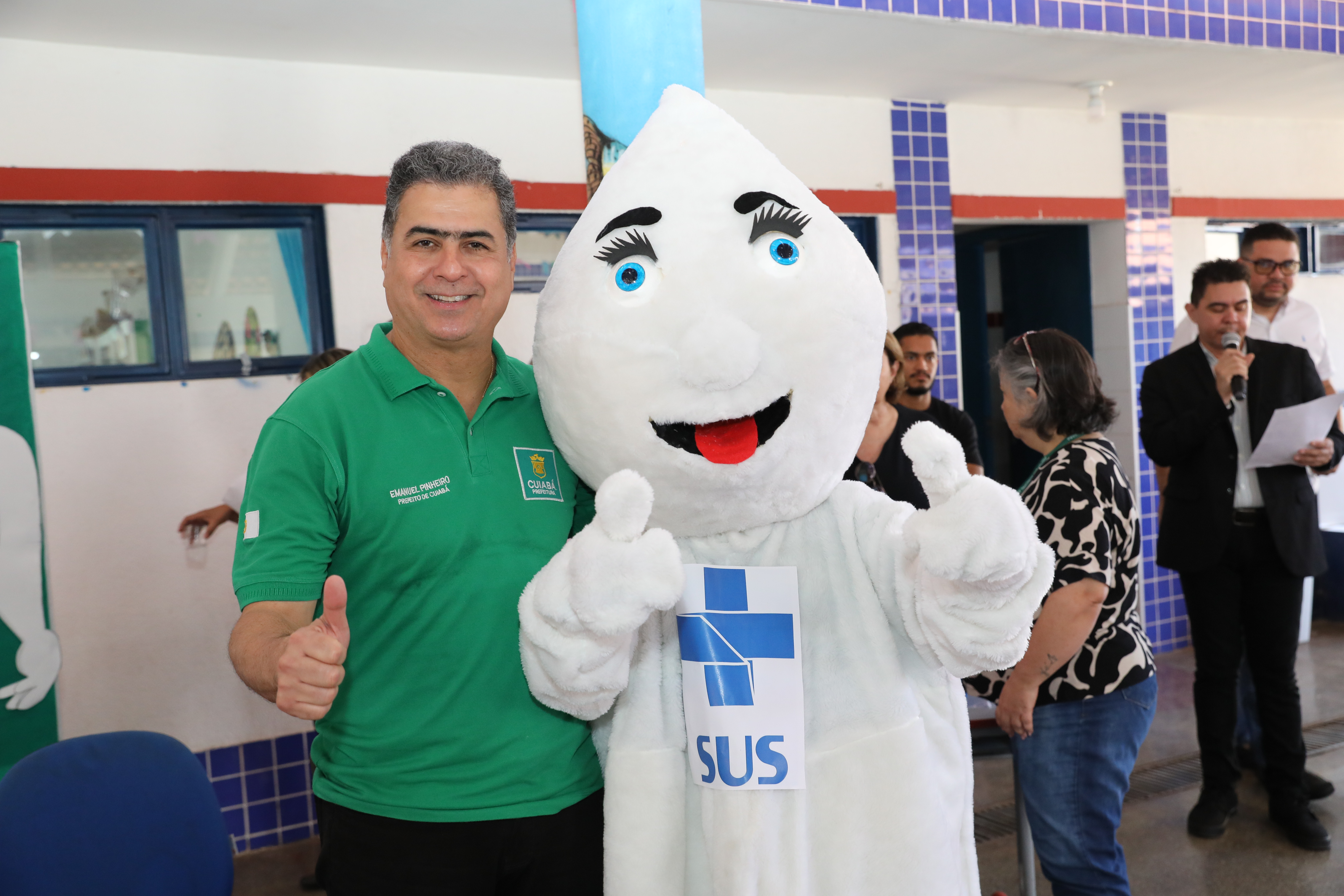 Emanuel alerta sobre importância da vacinação contra paralisia infantil