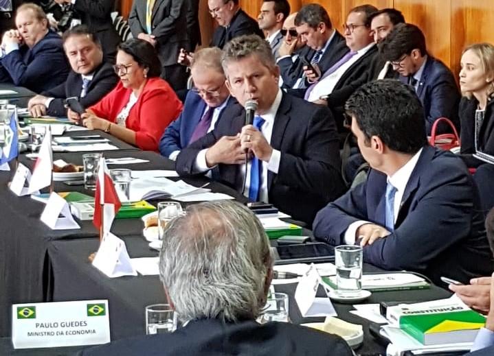 Mendes assina Carta de Macapá e avisa: que o mundo possa pagar pela preservação