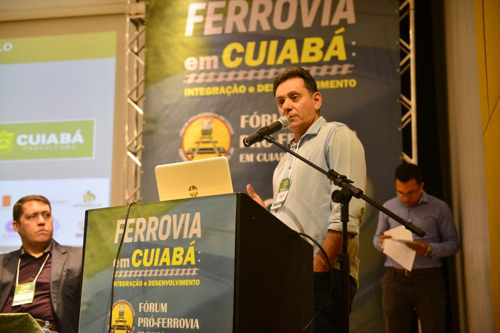 Leitão defende chegada dos trilhos da ferrovia até Cuiabá, que não sai do papel