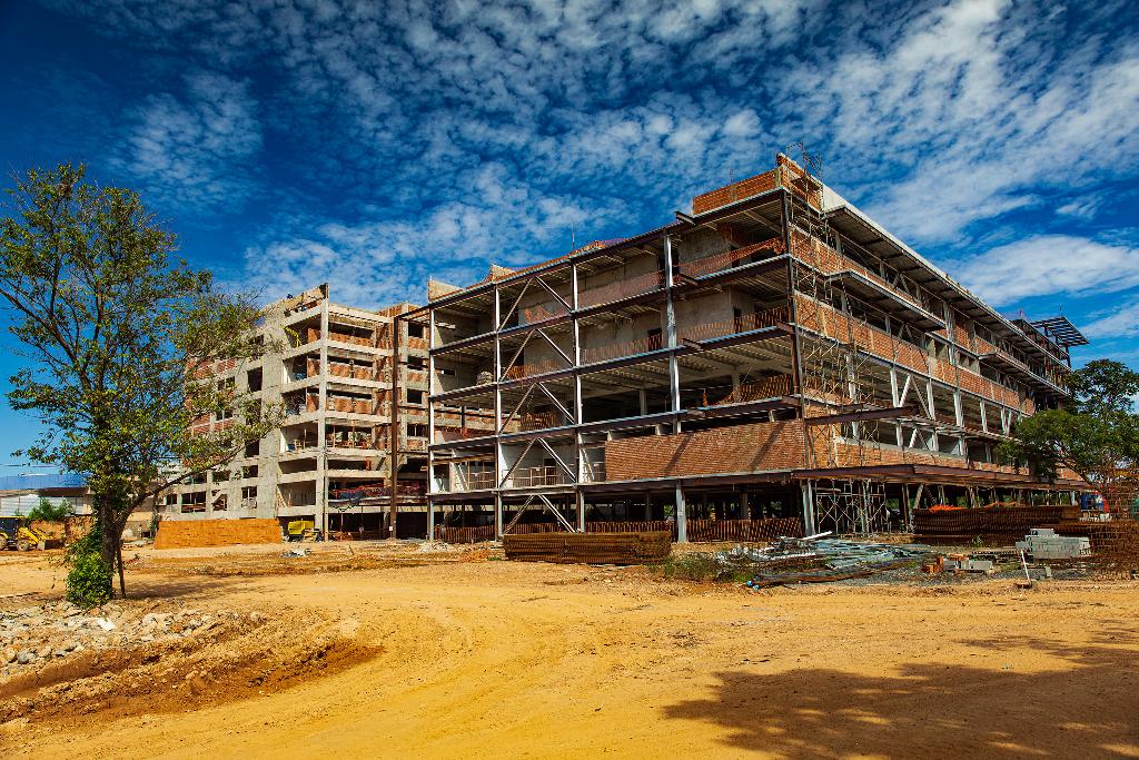 Hospital Central já tem 90% das obras executadas, destaca Estado