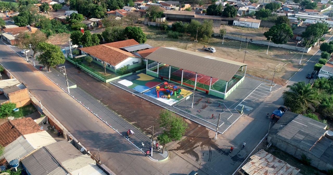 Prefeito Kalil inaugura Complexo Esportivo e anuncia investimentos
