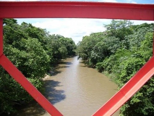 Defesa Civil interdita Ponte Benedito Figueiredo em Cuiabá 