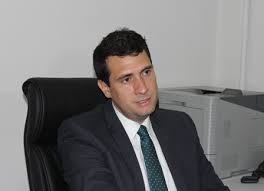 JUIZ NA DISPUTA AO TCE
