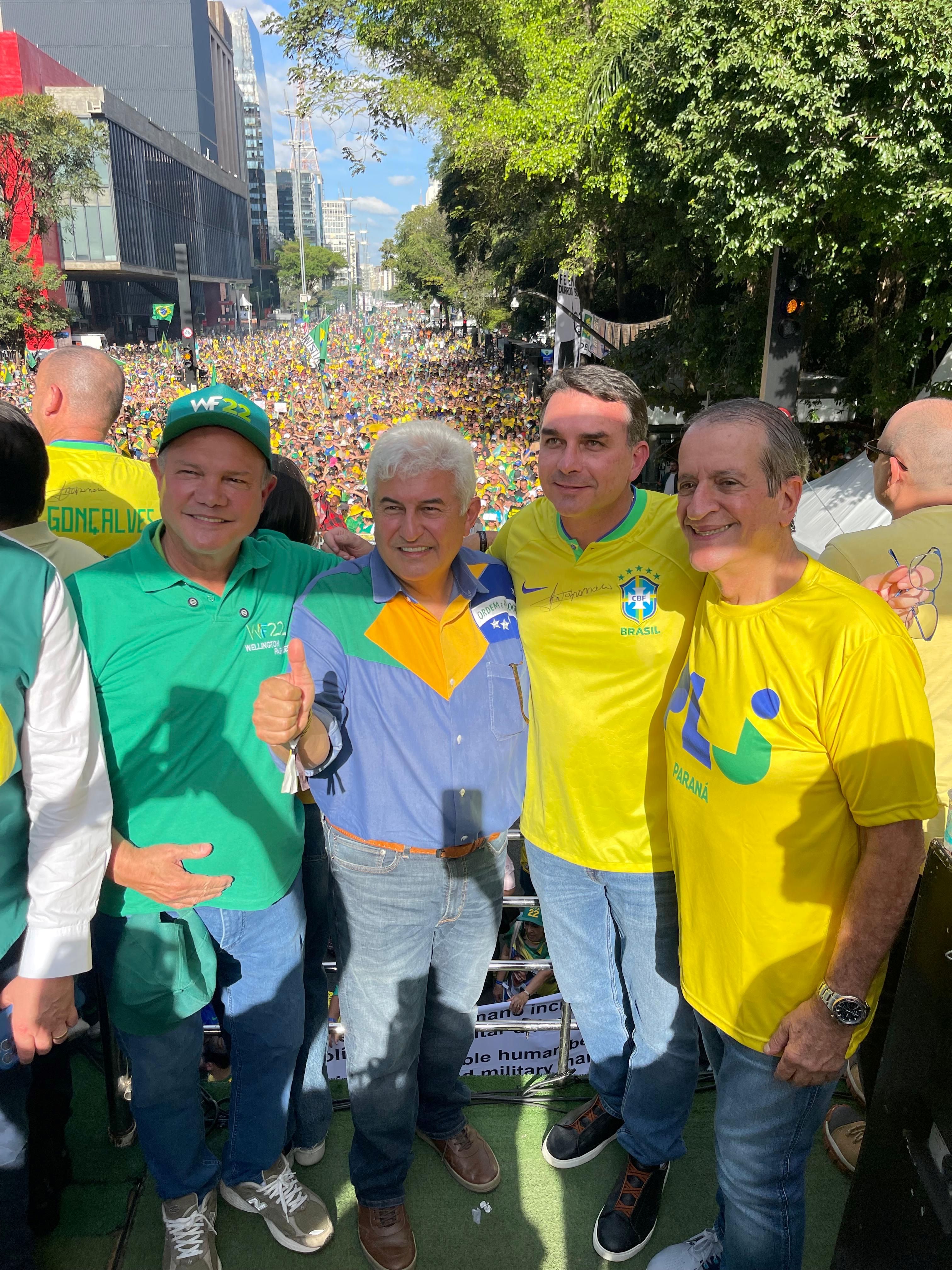 WF - ATO COM BOLSONARO