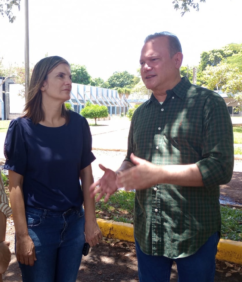 ANALY POLIZEL - REITORA DA UFR