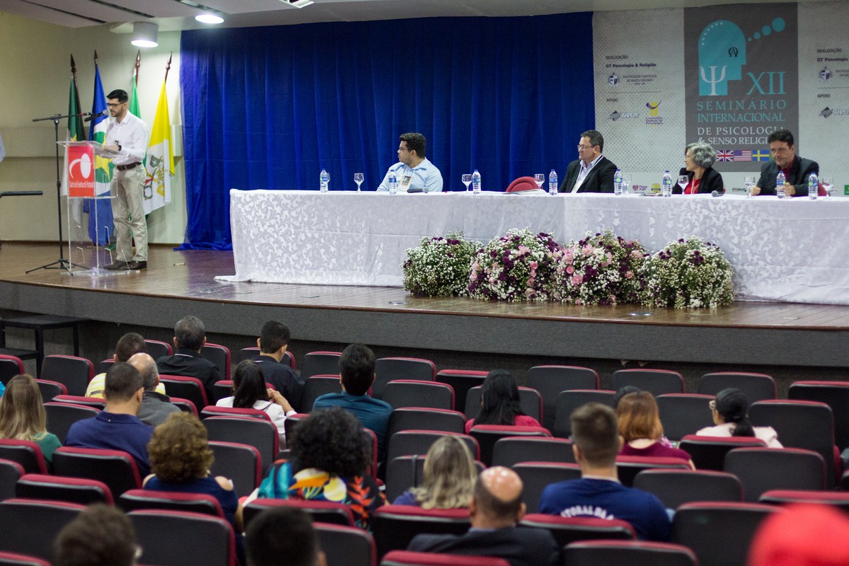 Seminário Internacional reúne pesquisadores para discutir o sofrimento psíquico
