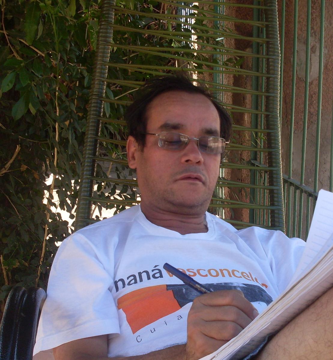 Poeta Antônio Sodré será homenageado nesta segunda-feira 