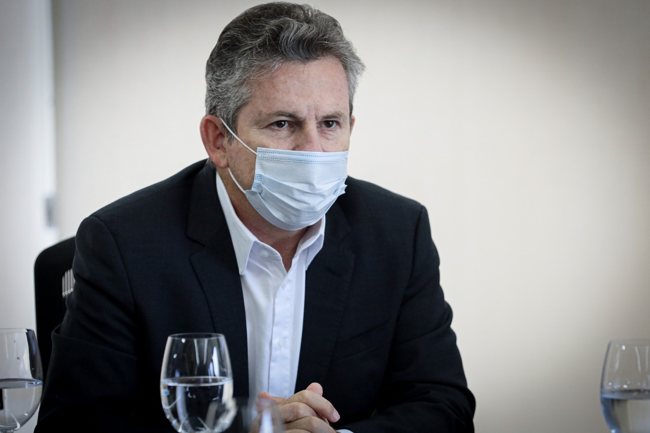 Governo anuncia revisão sobre medidas impositivas contra a covid-19