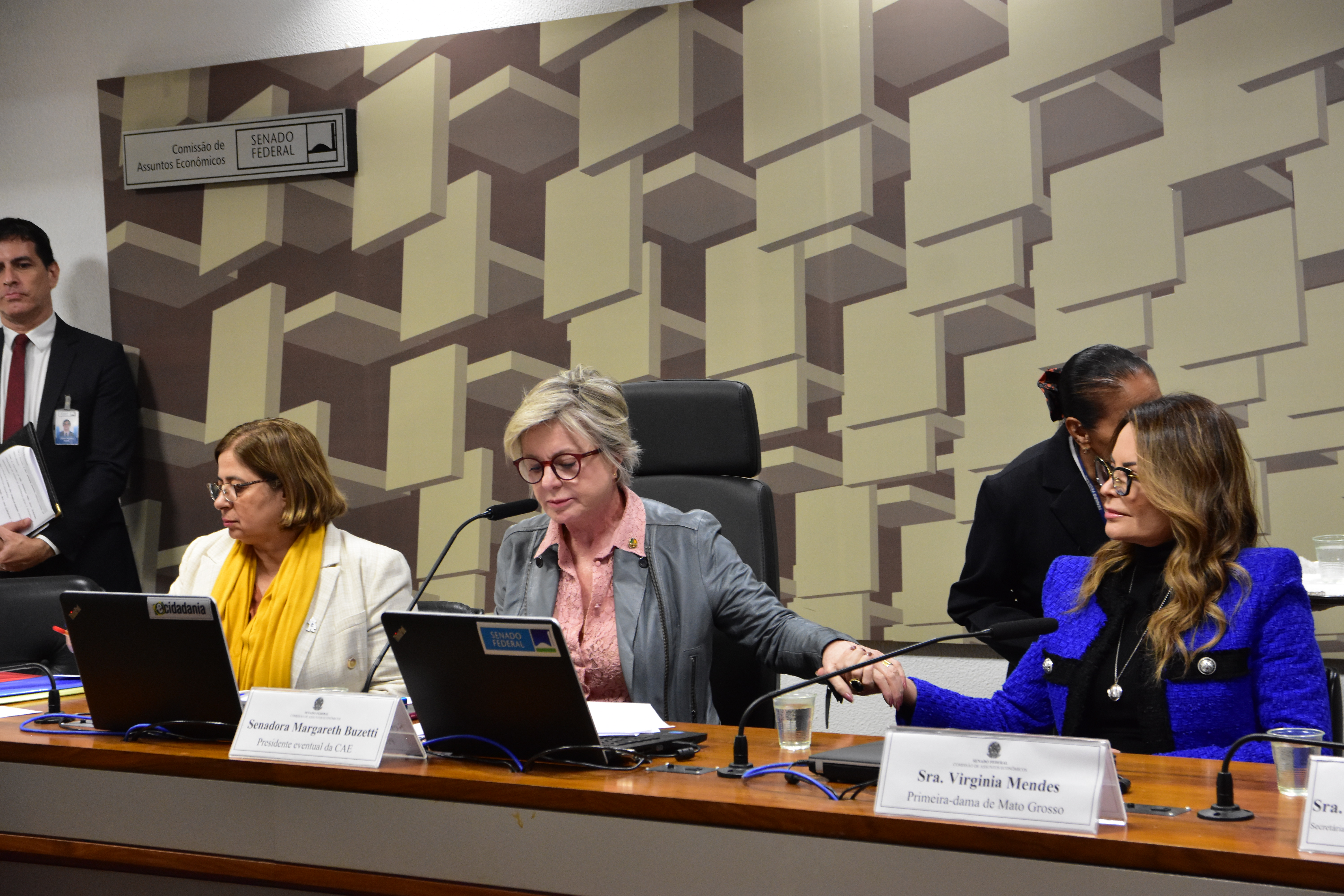 Programa idealizado pela primeira-dama de MT é referência na aprovação de Lei Federal 