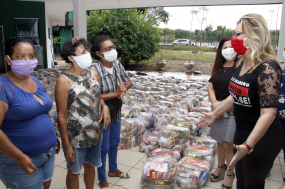 Fundo social repassa 1,1 mil cestas de alimentos à prefeitura de Cuiabá
