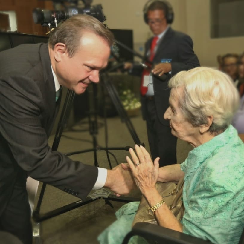 WF: HOMENAGEM A MÃE DE DANTE