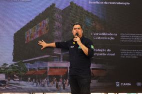 Prefeito anuncia projeto que prevê a Capital no centro do eixo nacional