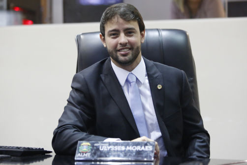 Justiça manda Ulysses Moraes remover vídeo ofensivo à família de Mauro Mendes