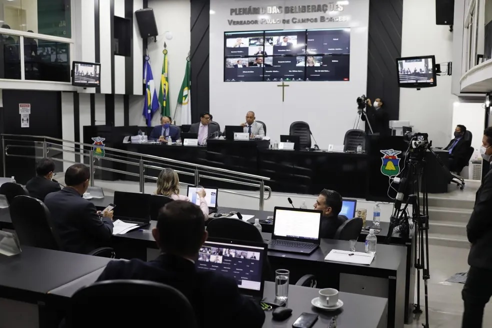 Câmara de Cuiabá aprova gratificação para vereadores e servidores