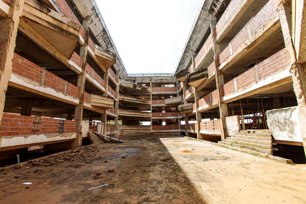 Será o maior e melhor hospital em termos de infraestrutura, promete Mendes