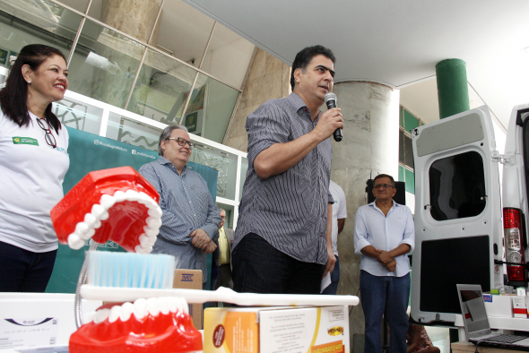 Prefeito lança programa de assistência médica e odontológica à área rural 