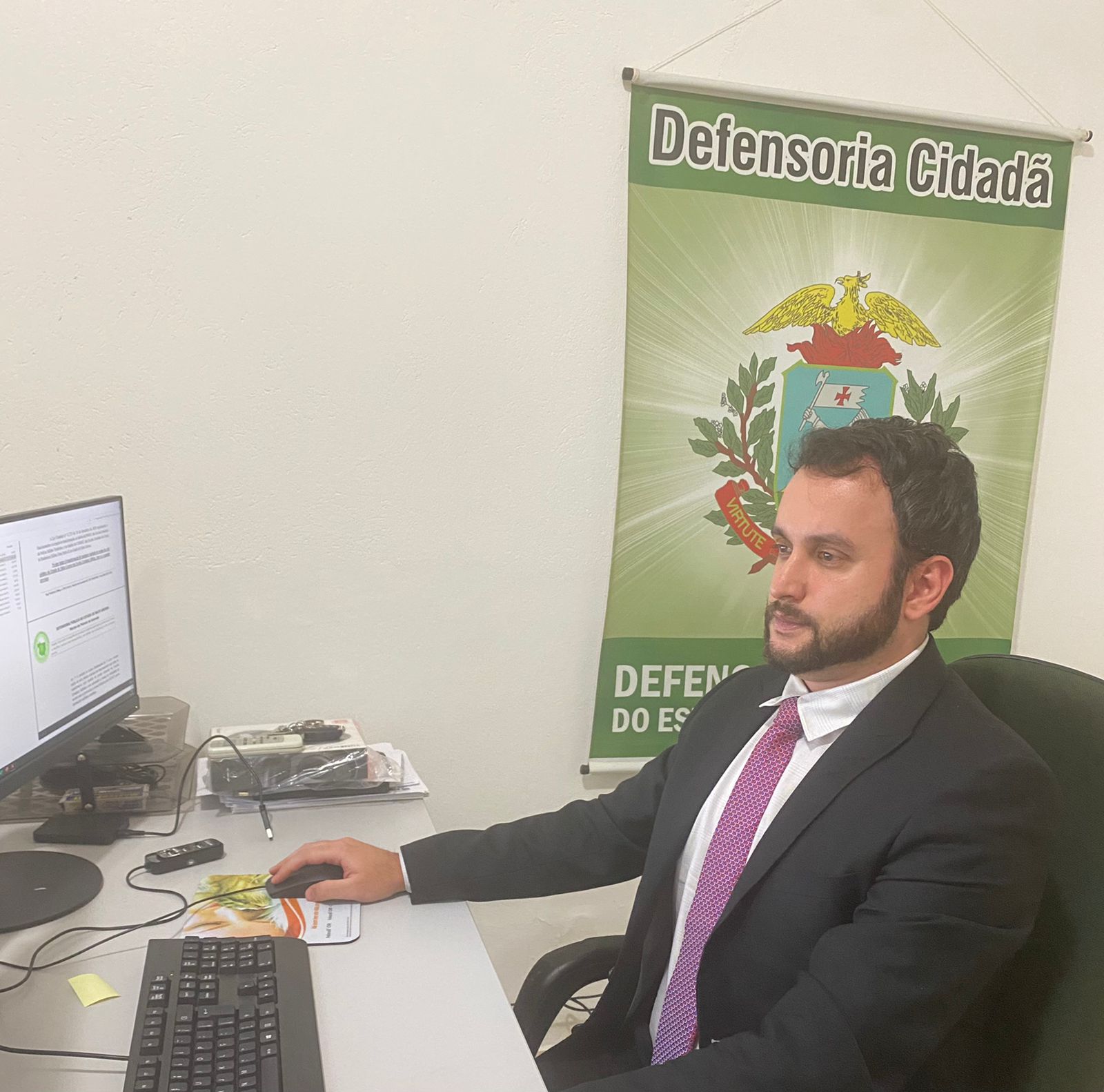 Polêmica da escola militar: Defensoria aciona município