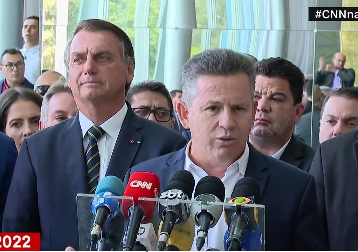 Governador destaca Democracia e crava: maioria no Brasil escolheu outro presidente