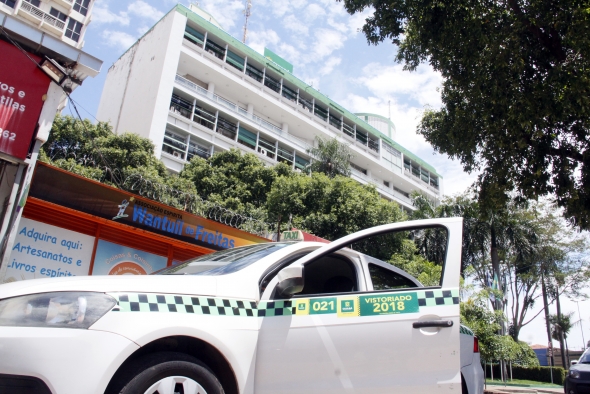 Prefeituras farão cadastro para o auxílio taxista
