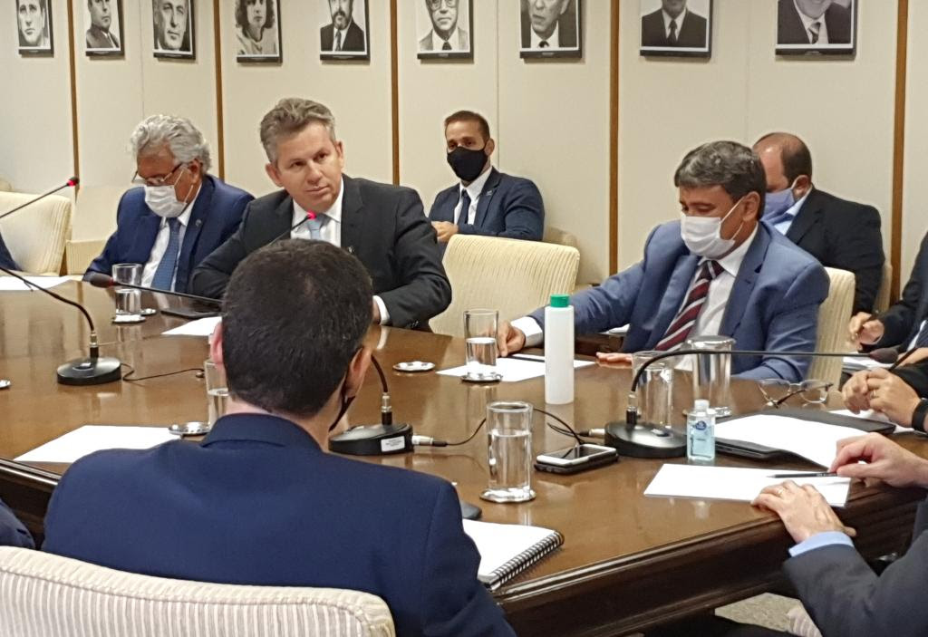 Mendes cita gestão de Taques e tenta barrar multa de R$ 600 mi