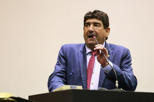 Projeto na AL prevê piso salarial de R$ 4,7 mil para profissionais de enfermagem