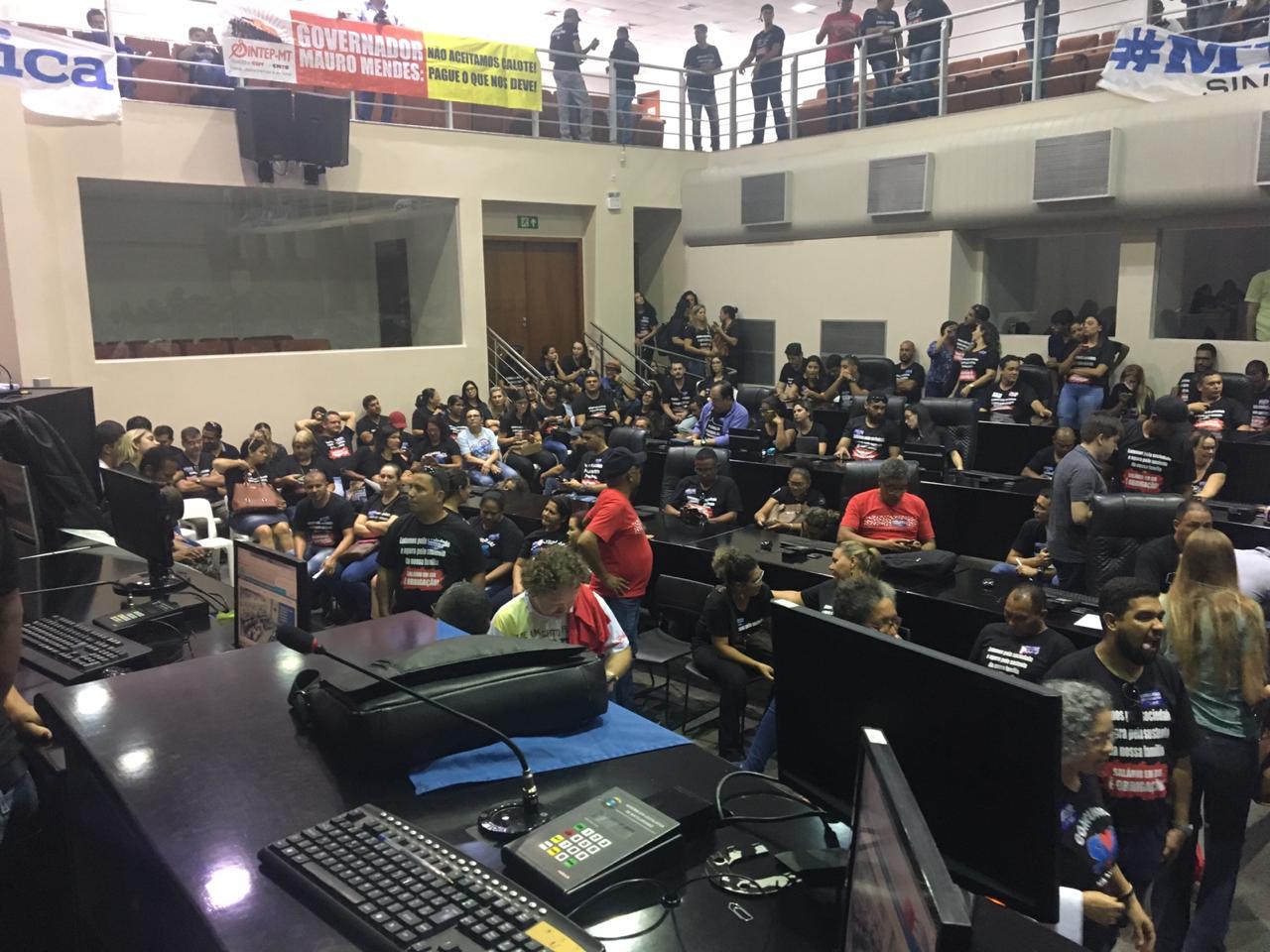 Fórum Sindical alerta sobre enfrentamento na AL e convoca imprensa para segurança
