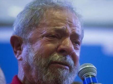 Caso triplex: Lula é condenado a 9 anos e meio de prisão
