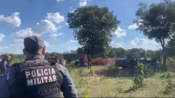 Polícia impede invasão de fazenda e apreende arsenal de armas de fogo 