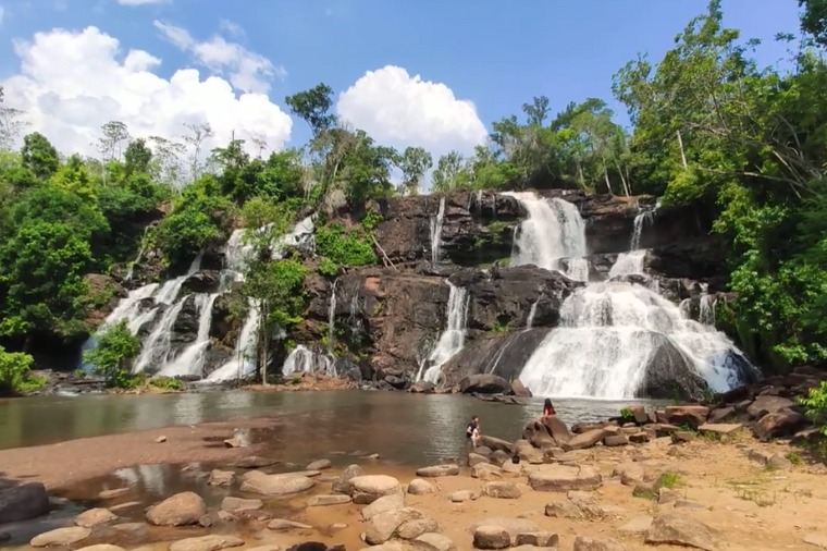 Interior: Ministério Público alerta sobre riscos à saúde em cachoeira 