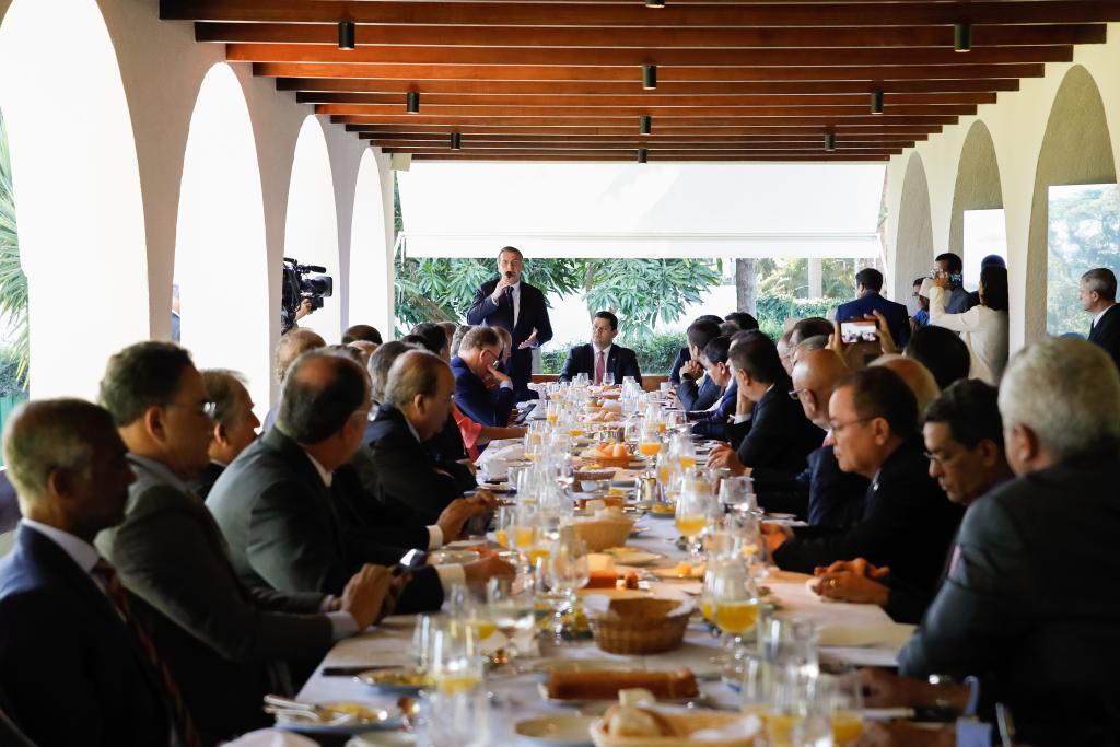 Em reunião com Bolsonaro, Mauro Mendes reforça pedido de liberação do FEX
