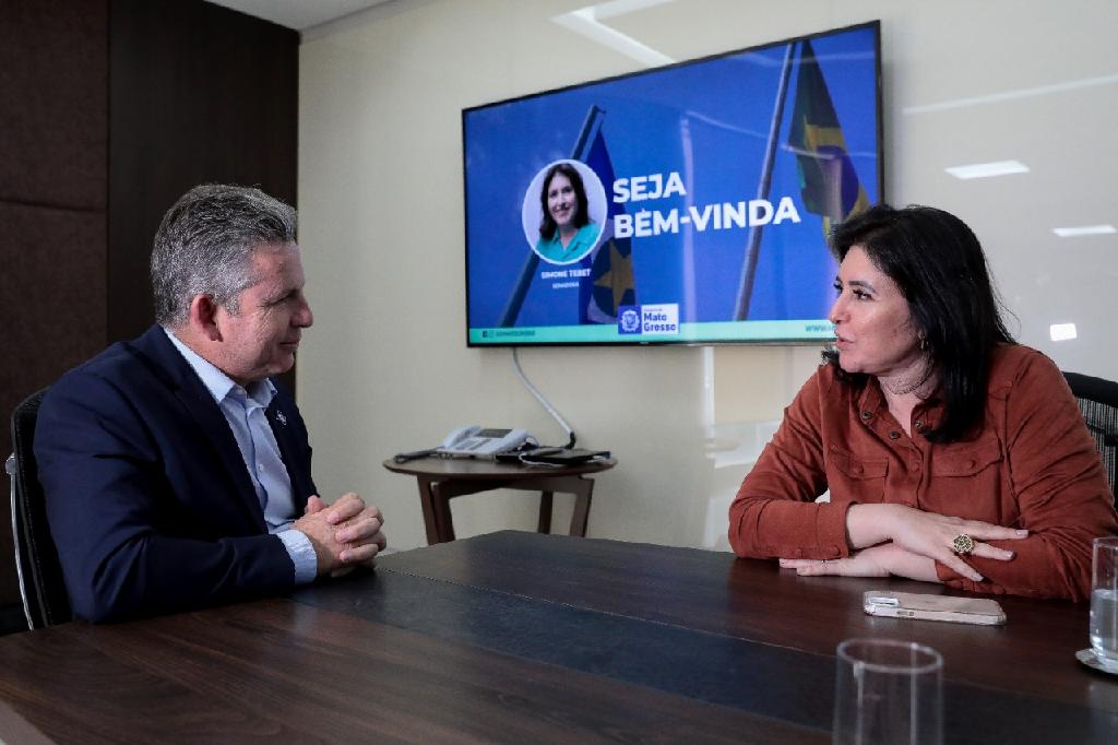 No Palácio Paiaguás, senadora busca respaldo ao plano eleitoral 