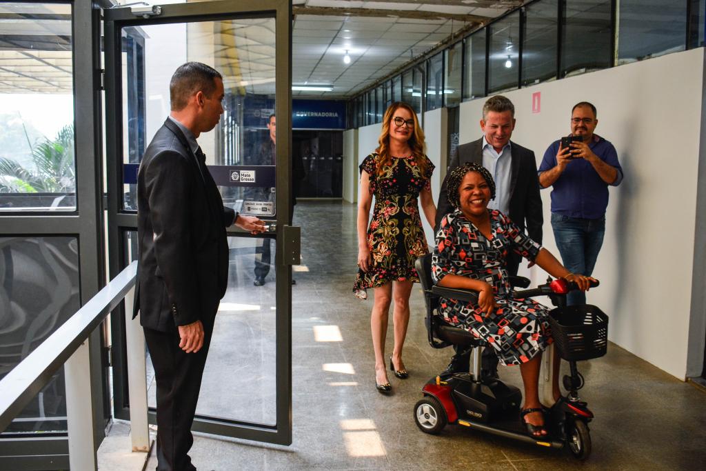 Te acompanhando daqui, diz Virginia Mendes em apoio à reeleição do governador