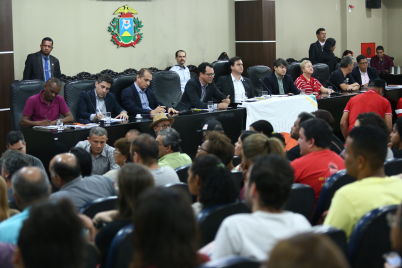 Sem avanço, audiência termina com decisão de manutenção da greve na Educação