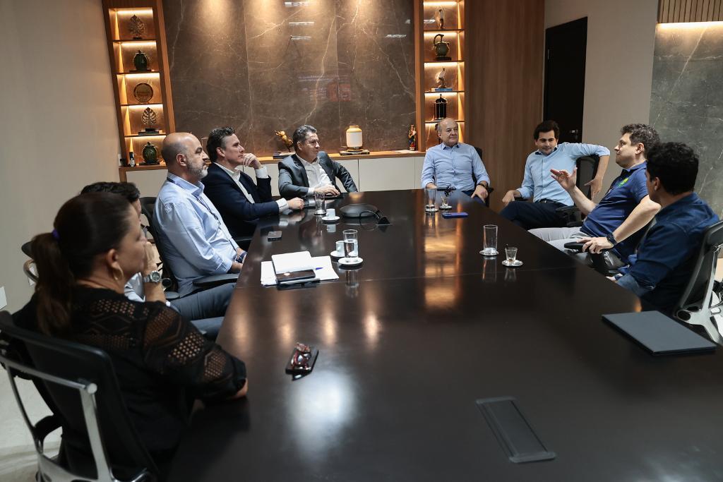 Governador anuncia 5 mil ingressos gratuitos a estudantes de MT