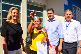 No ato de entrega de 360 casas, prefeito anuncia ações para destravar mais 2 residenciais