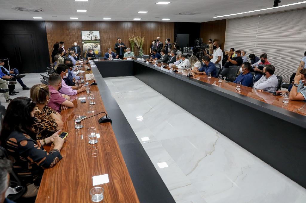 Seis municípios recebem R$ 6,5 milhões para infraestrutura