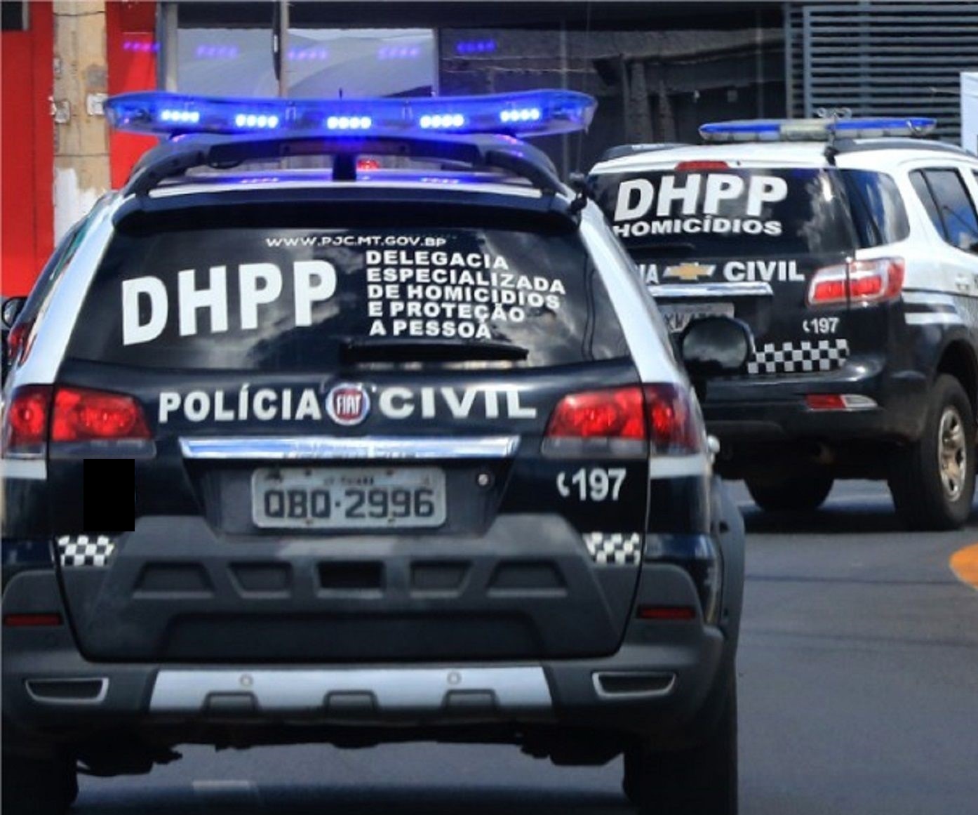Corpo de mulher é encontrado em saco de lixo 