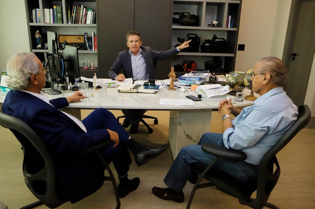 Jayme, Júlio e presidente do TCE alinham plano para minimizar desigualdades regionais
