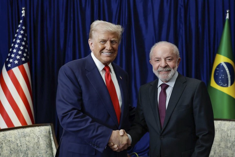 Lula e Trump se reúnem e avançam em negociação sobre tarifas