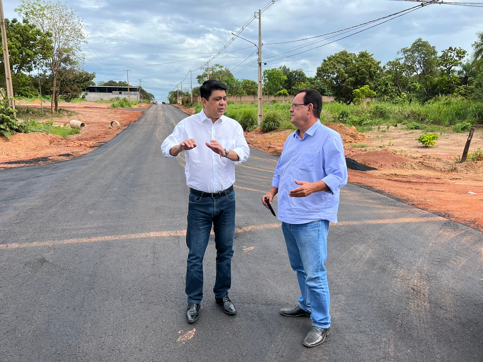 Várzea Grande executa quase 70% das obras de pavimentação previstas até 2024