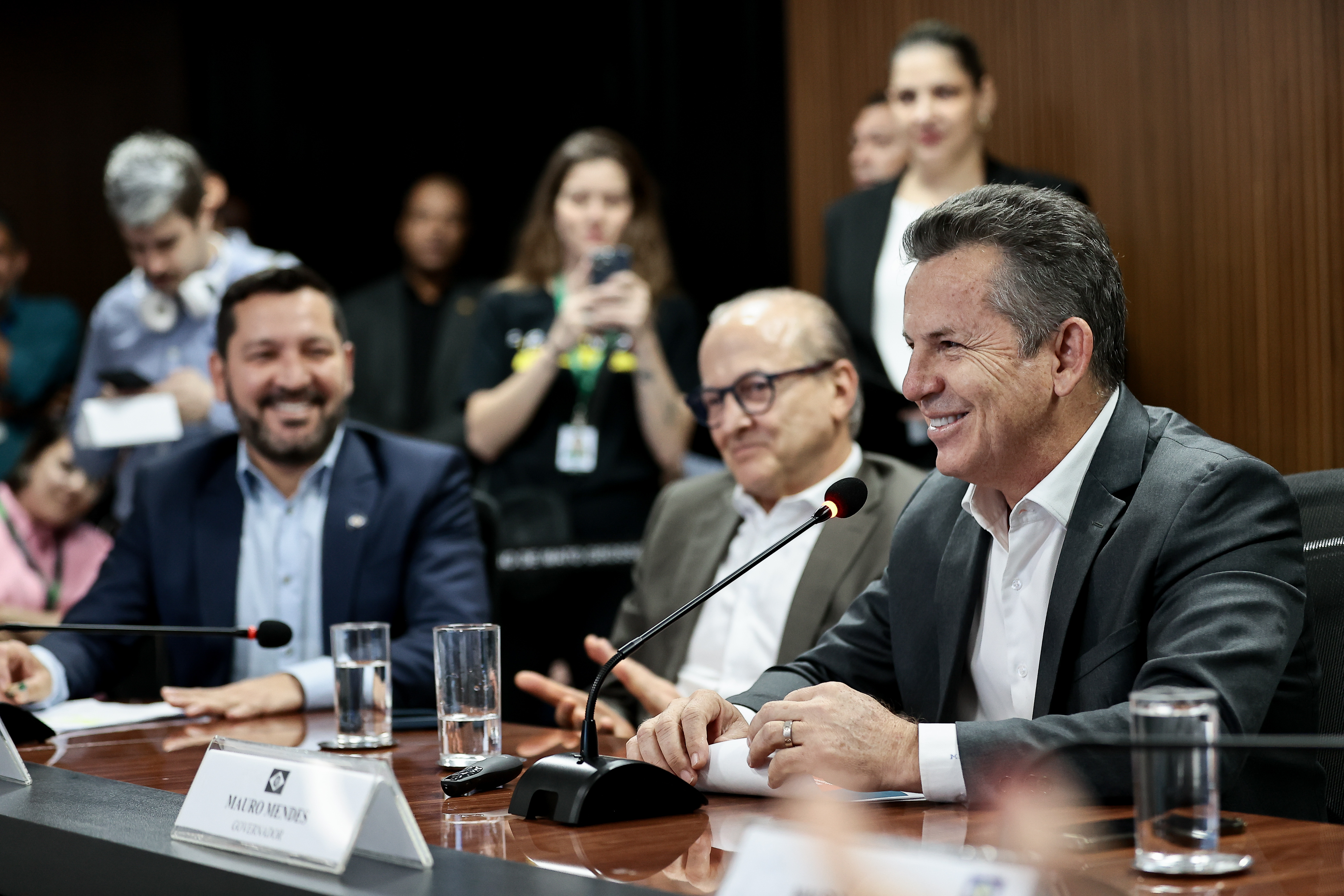 Governador lança prêmio para estimular eficiência no serviço público